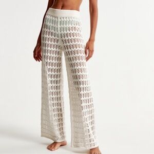 NWT Abercrombie & Fitch XS Crochet Beach Pants